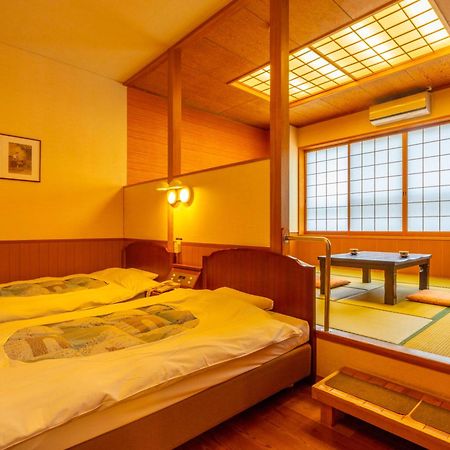 雅瓦拉其佐藤雅多亚酒店 由布市 客房 照片